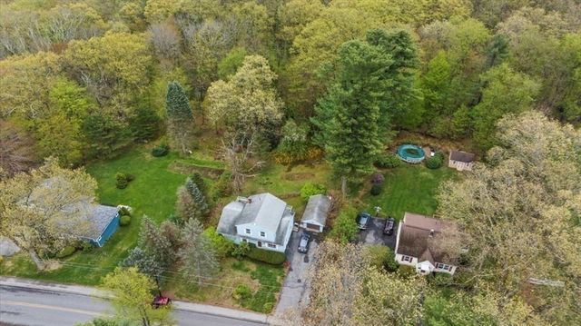 105 Rochdale St, Auburn, MA 01501