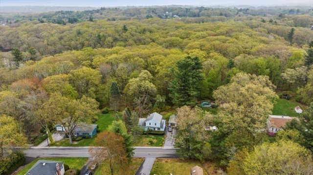 105 Rochdale St, Auburn, MA 01501