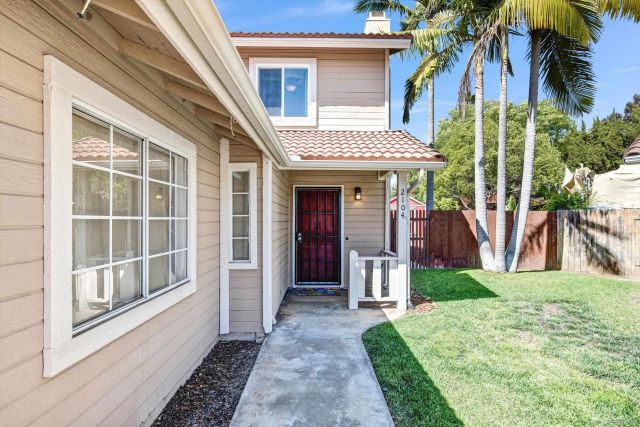 2104 N Mammoth, Escondido, CA 92029