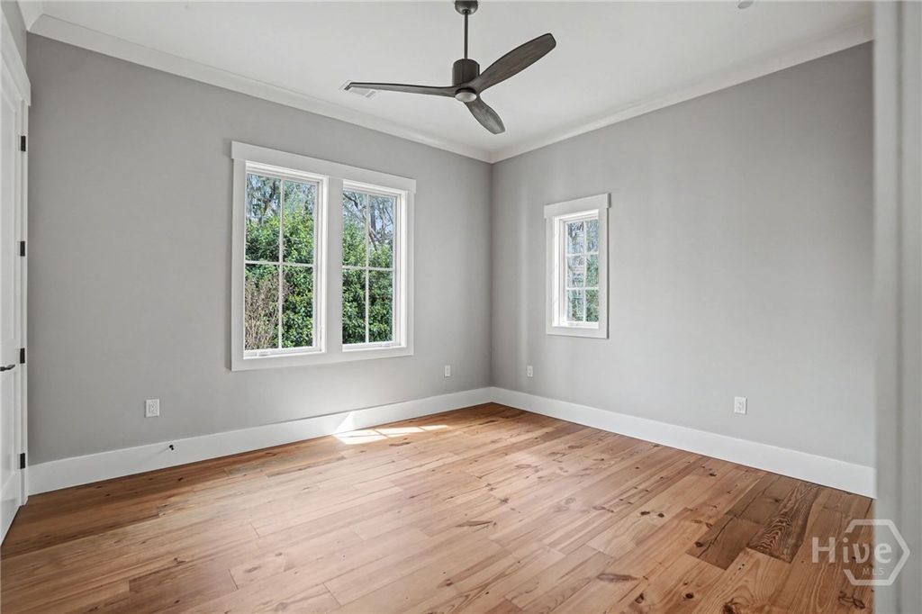 Image 20 of property listing at 185 Cypress Crossing, Richmond Hill, GA 31324