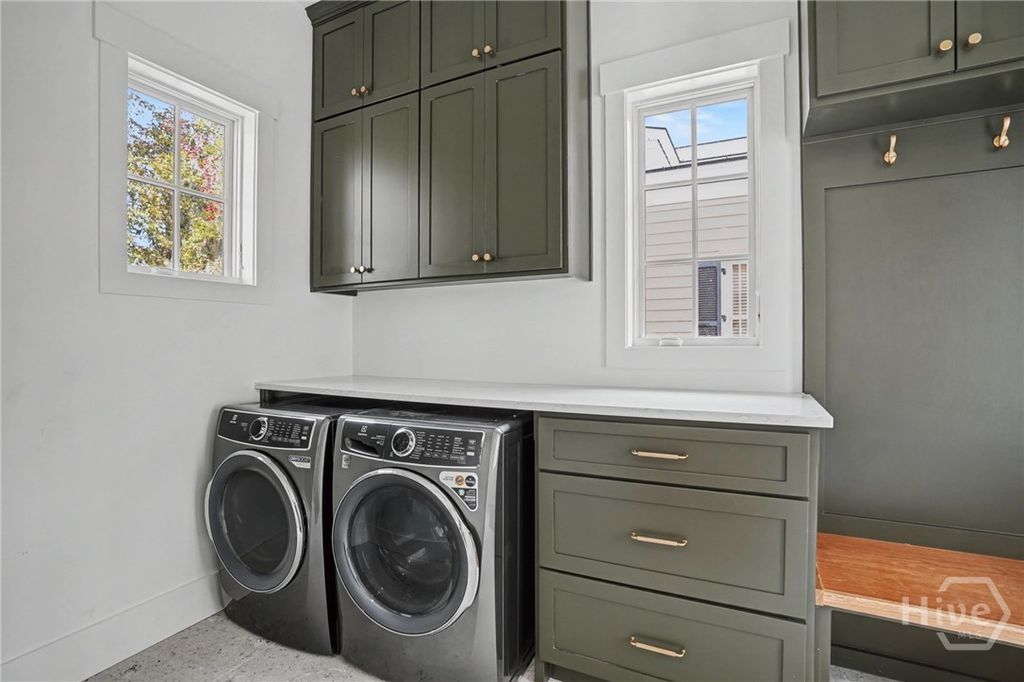 Image 32 of property listing at 185 Cypress Crossing, Richmond Hill, GA 31324