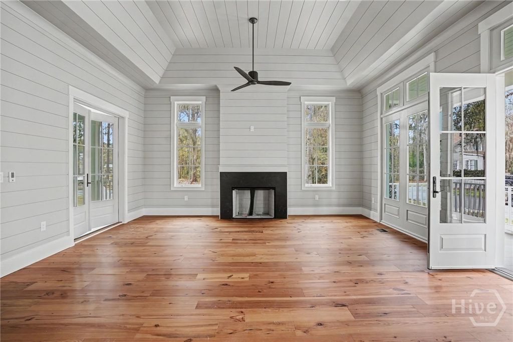 Image 44 of property listing at 185 Cypress Crossing, Richmond Hill, GA 31324