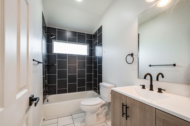 10391 Woodhill Spa Lane, Cleveland, TX 77327