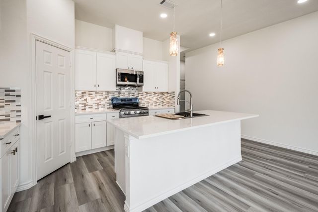 10391 Woodhill Spa Lane, Cleveland, TX 77327