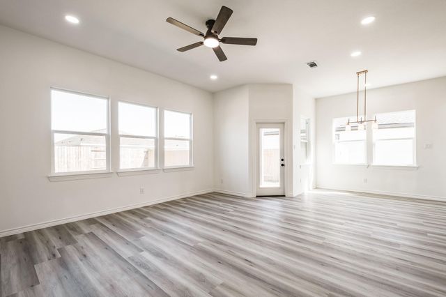 10391 Woodhill Spa Lane, Cleveland, TX 77327