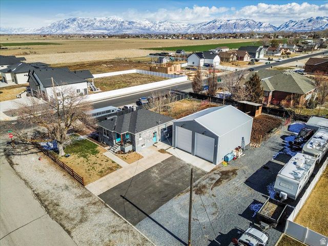 4608 S 6300 W, Hooper, UT 84315