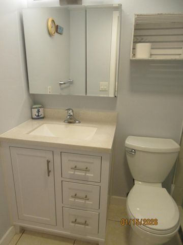105 Oxford 100 105, West Palm Beach, FL 33417