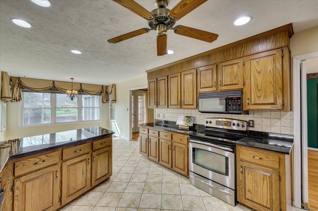 301 Chime Bell Church Road, Aiken, SC 29803