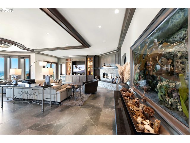 2488 BEACH LOOP Dr, Bandon, OR 97411