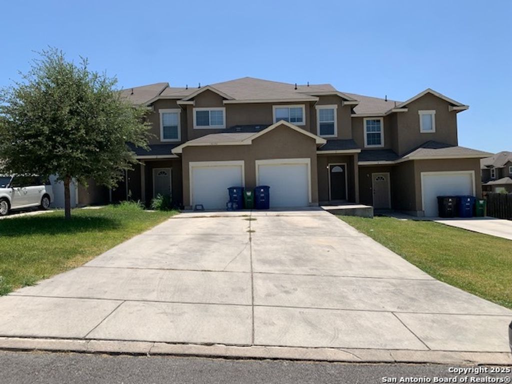 14102 Volpi Dr # 3, San Antonio, TX 78233