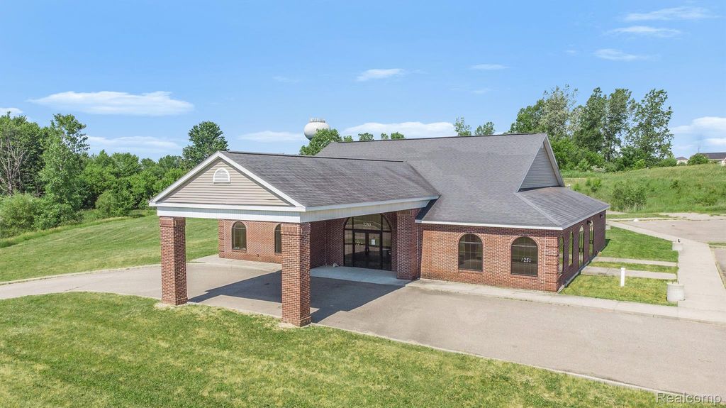 7250 GLEN VIEW Lane, Grand Blanc, MI 48439