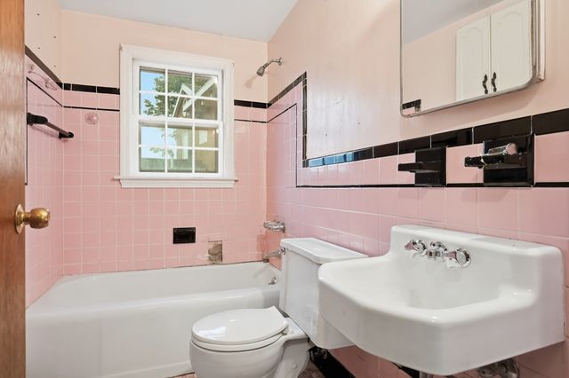 148 Brattle Street, Arlington, MA 02474