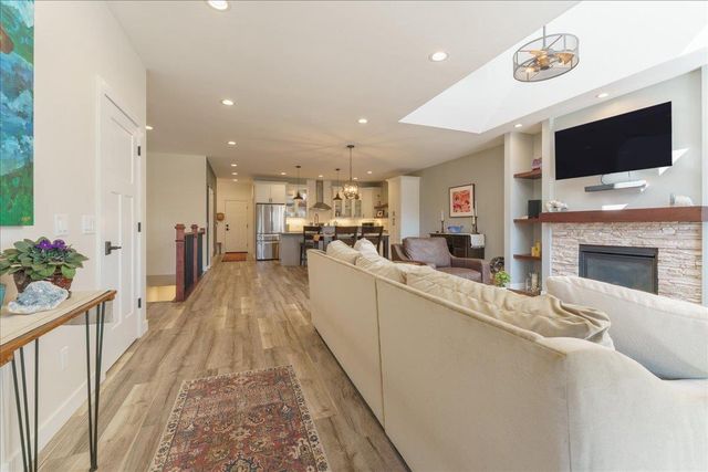 6286 Stone Gate Drive, Madison, WI 53719