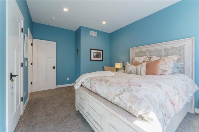 6286 Stone Gate Drive, Madison, WI 53719