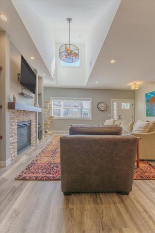 6286 Stone Gate Drive, Madison, WI 53719