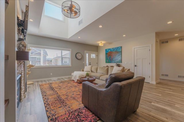 6286 Stone Gate Drive, Madison, WI 53719