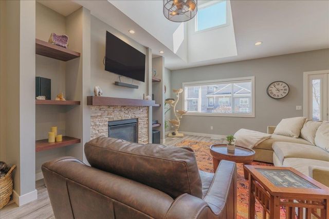 6286 Stone Gate Drive, Madison, WI 53719