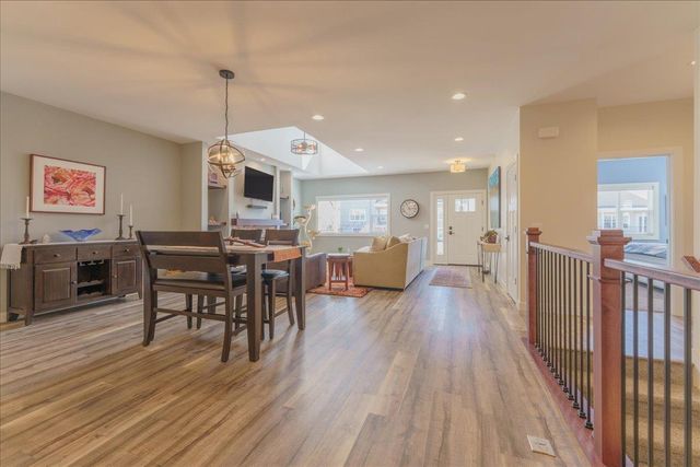 6286 Stone Gate Drive, Madison, WI 53719