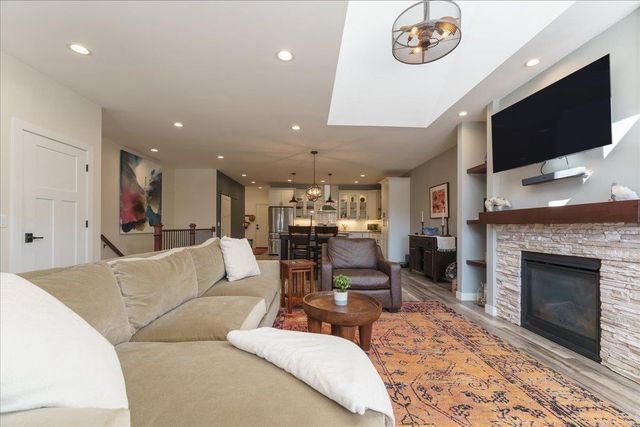 6286 Stone Gate Drive, Madison, WI 53719