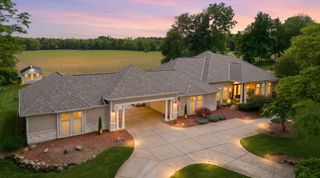 1920 High Mdw S, Bertrand Twp, MI 49120