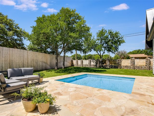 2403 Cherry Lane, Kingsland, TX 78639