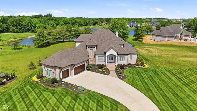 4025 Lochview Court, Bargersville, IN 46106