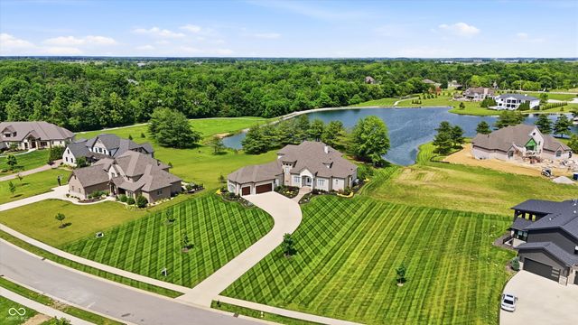 4025 Lochview Court, Bargersville, IN 46106
