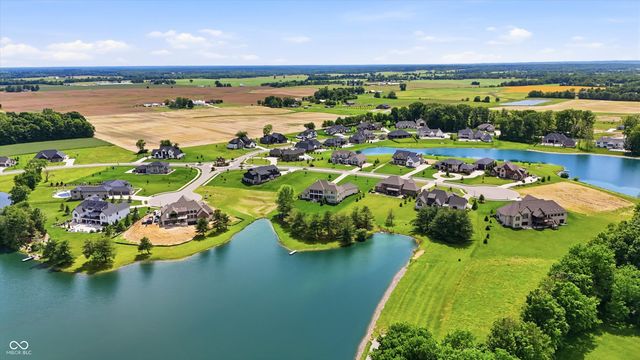 4025 Lochview Court, Bargersville, IN 46106
