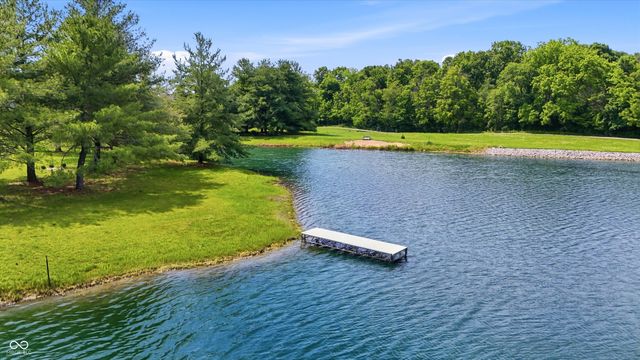 4025 Lochview Court, Bargersville, IN 46106