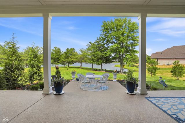 4025 Lochview Court, Bargersville, IN 46106