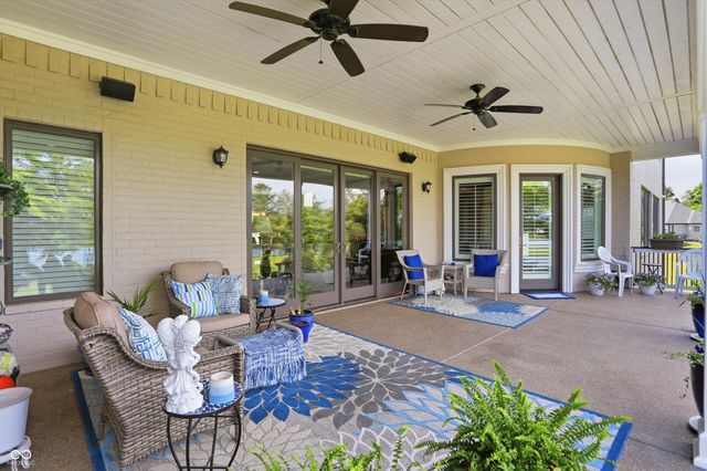 4025 Lochview Court, Bargersville, IN 46106