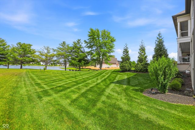 4025 Lochview Court, Bargersville, IN 46106