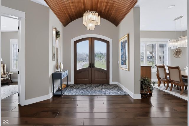 4025 Lochview Court, Bargersville, IN 46106
