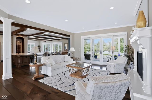 4025 Lochview Court, Bargersville, IN 46106
