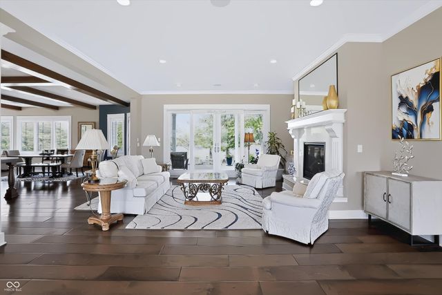 4025 Lochview Court, Bargersville, IN 46106
