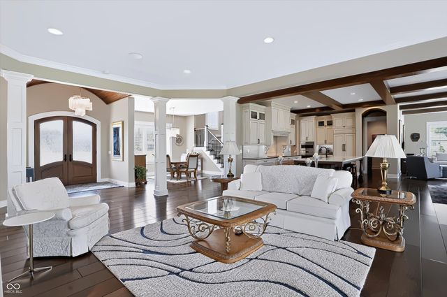 4025 Lochview Court, Bargersville, IN 46106