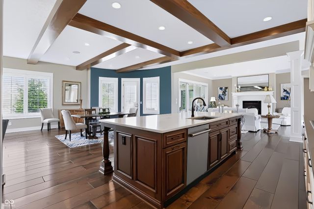 4025 Lochview Court, Bargersville, IN 46106