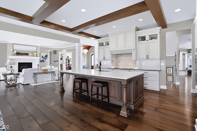4025 Lochview Court, Bargersville, IN 46106