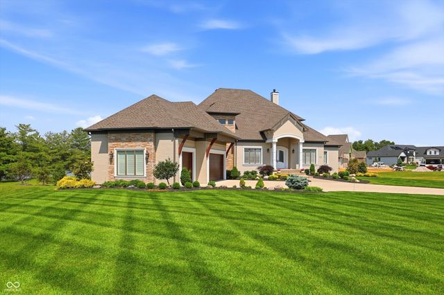 4025 Lochview Court, Bargersville, IN 46106