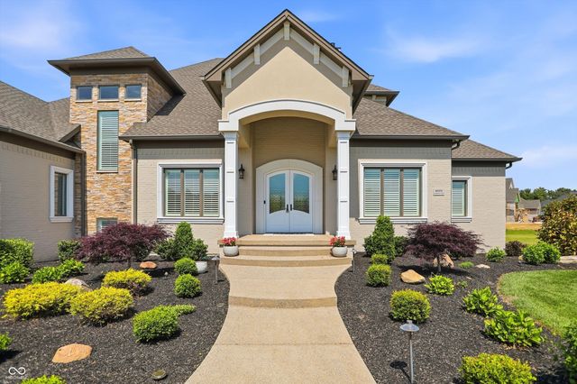 4025 Lochview Court, Bargersville, IN 46106