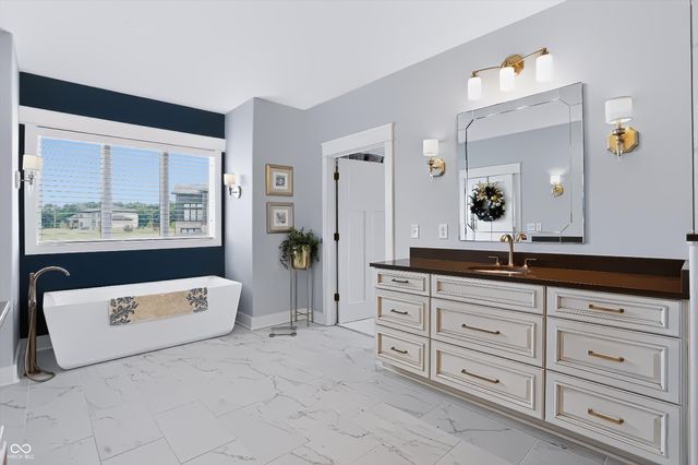 4025 Lochview Court, Bargersville, IN 46106