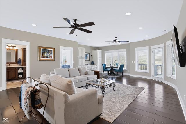 4025 Lochview Court, Bargersville, IN 46106