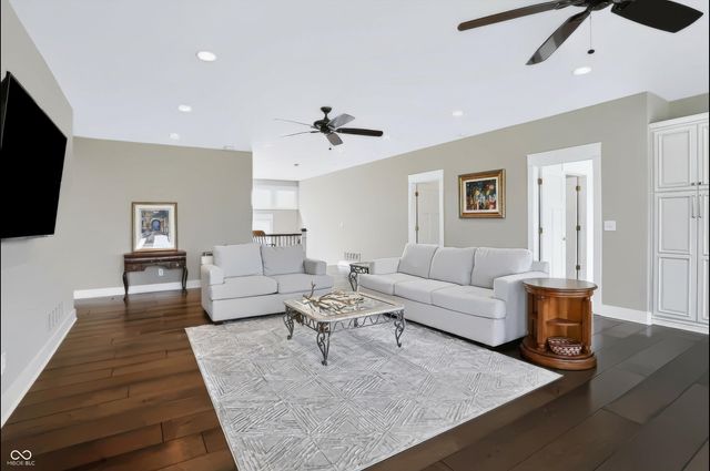 4025 Lochview Court, Bargersville, IN 46106