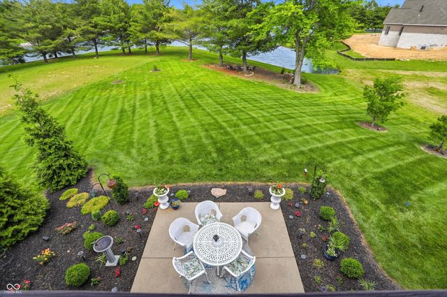4025 Lochview Court, Bargersville, IN 46106