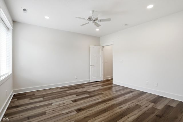 4025 Lochview Court, Bargersville, IN 46106