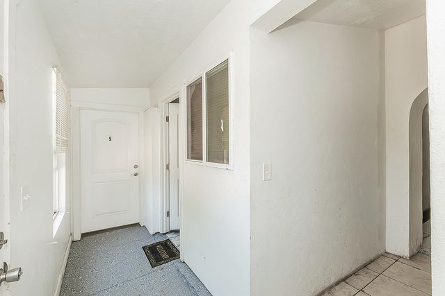 1636 S Clovis Avenue, Fresno, CA 93727