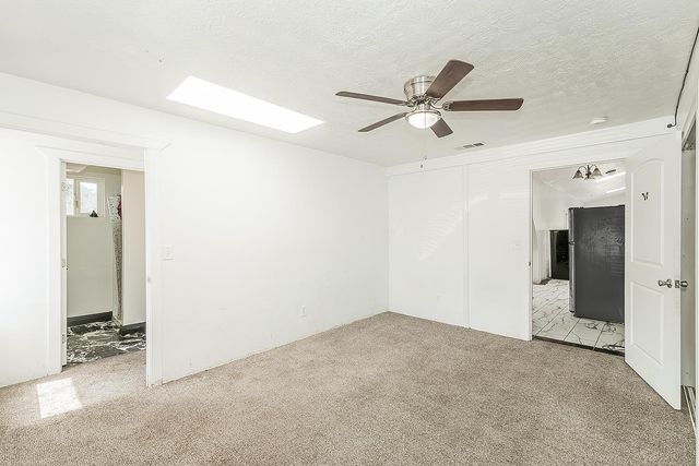 1636 S Clovis Avenue, Fresno, CA 93727