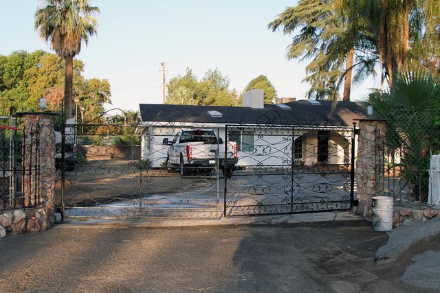 1636 S Clovis Avenue, Fresno, CA 93727