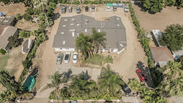 1636 S Clovis Avenue, Fresno, CA 93727