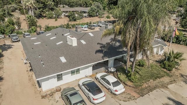 1636 S Clovis Avenue, Fresno, CA 93727